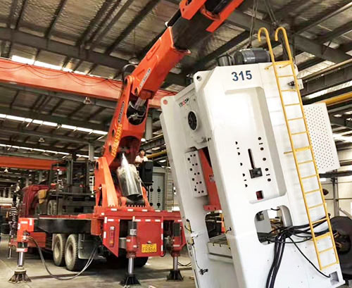 遵化提升工作效率，选择优质折臂吊租赁服务